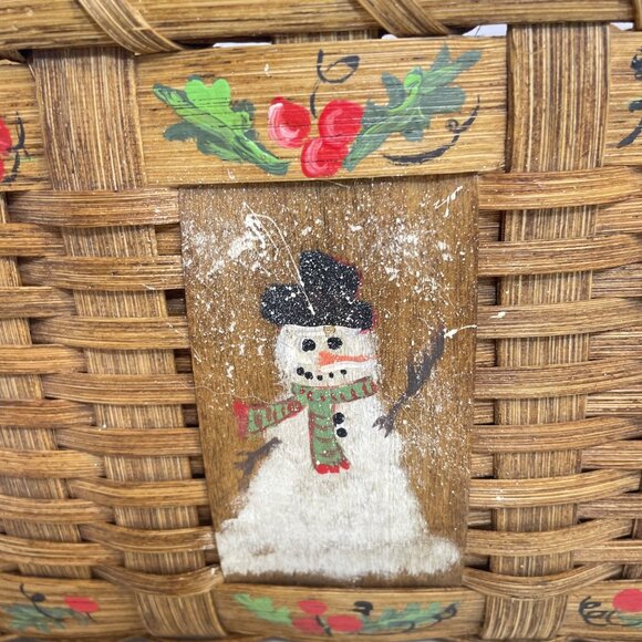 Vintage Wicker Basket With Hand-Painted Snowman & Holly Design - Picture 5 of 12